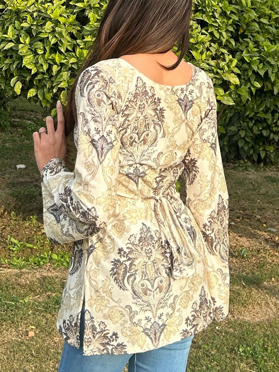 नूरानी Kurti 🌟 (Divine Radiance Damask Kurti) - Winter Edition