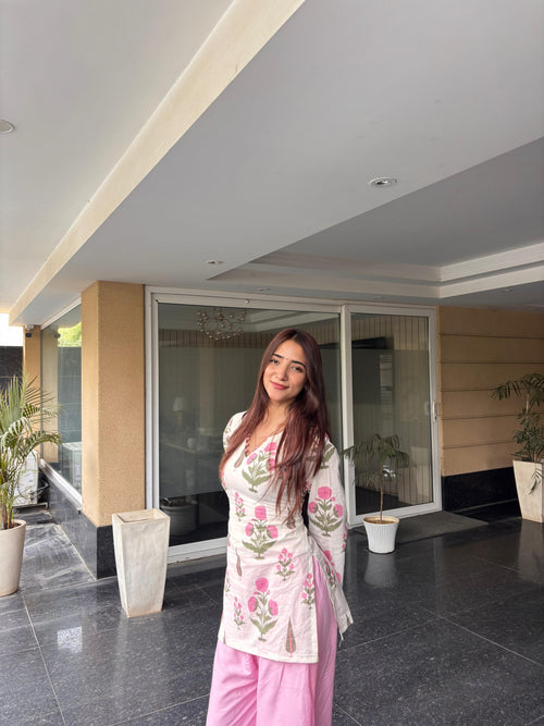 गुलनाज़ Kurti 🌸 (Blush Garden Tie-Up Kurti)