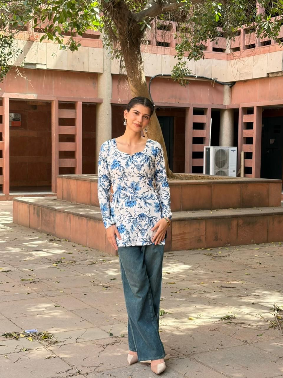 नाज़नीन Kurti 💙 (Azure Bloom Side-Tie Kurti)
