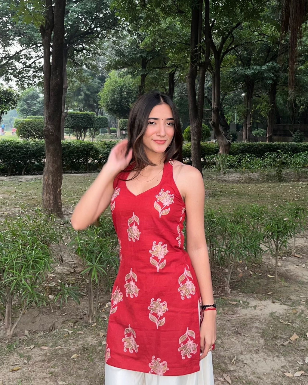 गुलनार kurti 🌺 (Crimson Pomegranate Floral Kurti)  |  Buy 2–4 Kurtis & Save Up to 40% Off