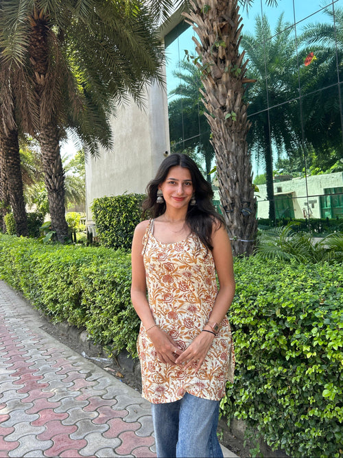 चंपा Kurti 🌸 (Rust Blossom Cotton Kurti)