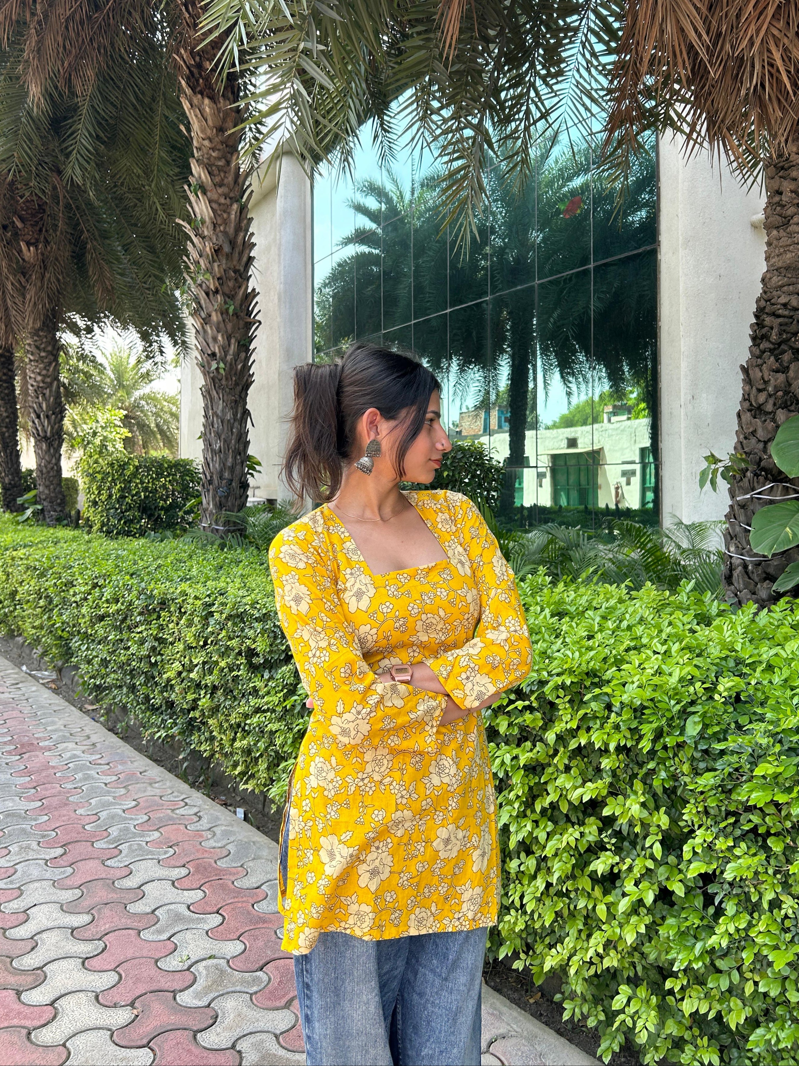 सुनहरी Kurti🌻 (Mustard Yellow Floral Kurti)