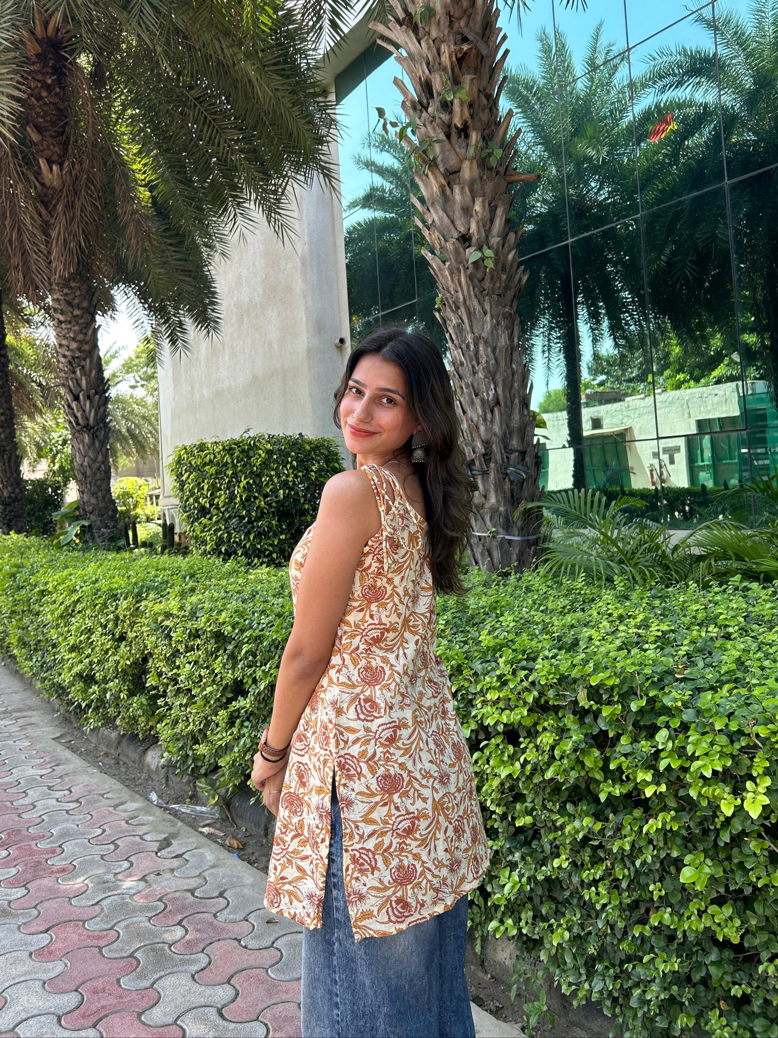 चंपा Kurti 🌸 (Rust Blossom Cotton Kurti)