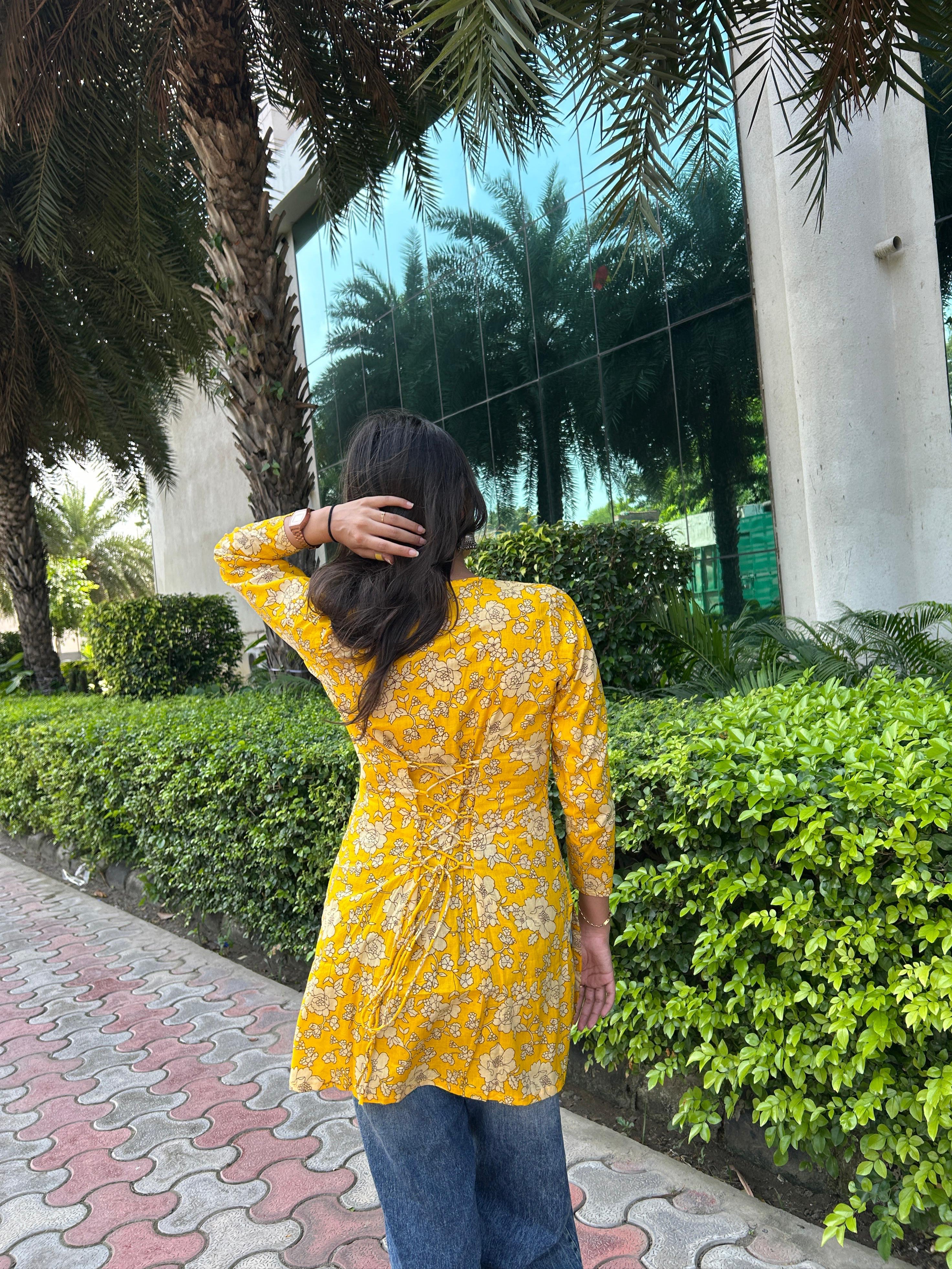 सुनहरी Kurti🌻 (Mustard Yellow Floral Kurti)