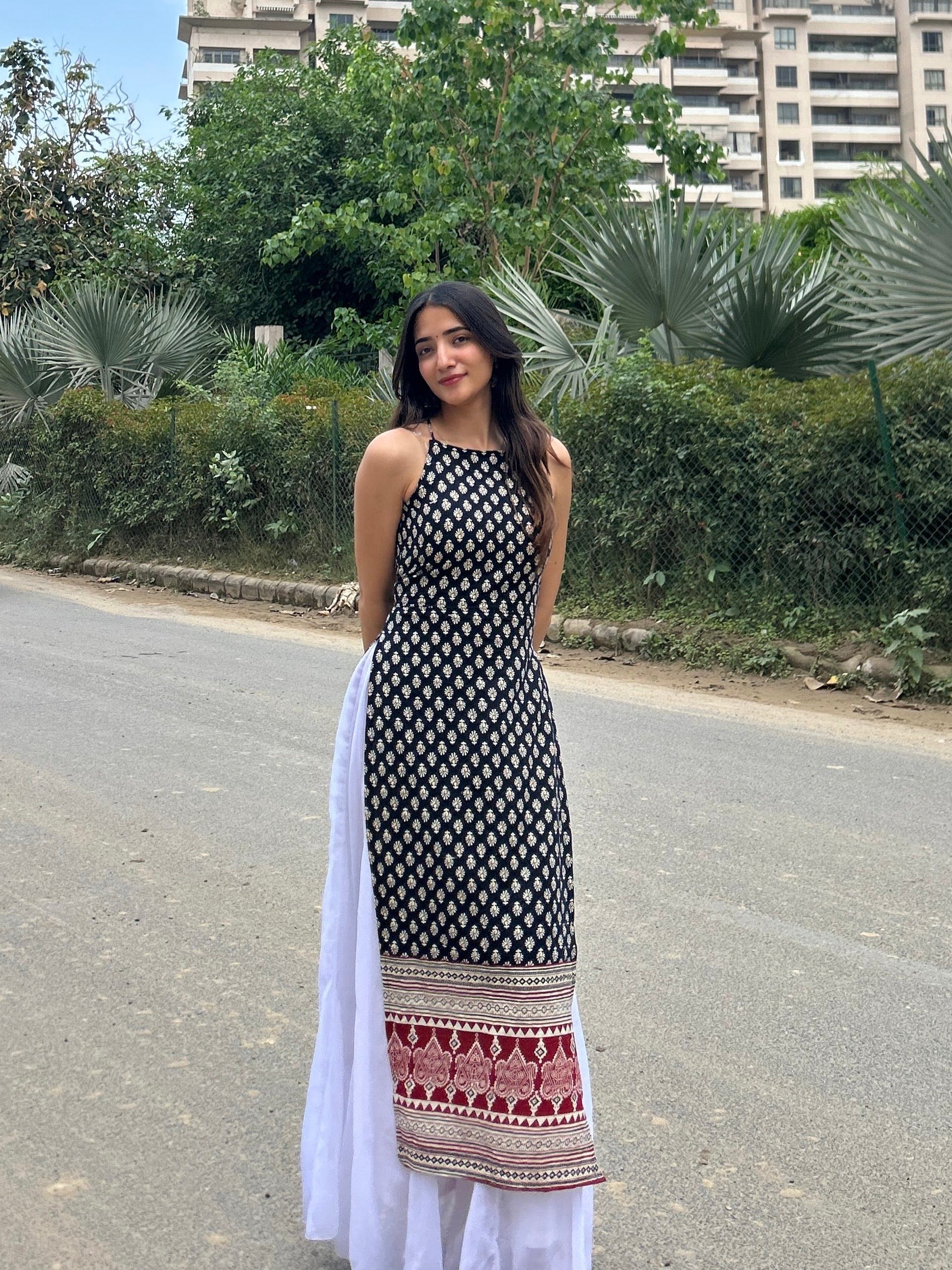 ग़ज़ल Kurti 🎶 (Midnight Bagru Halter Kurti)