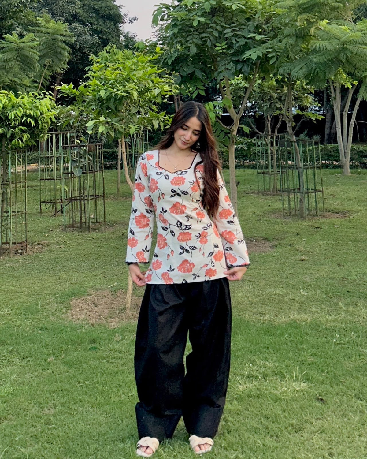 काशनी Farsi Salwar Suit Set 🌸
