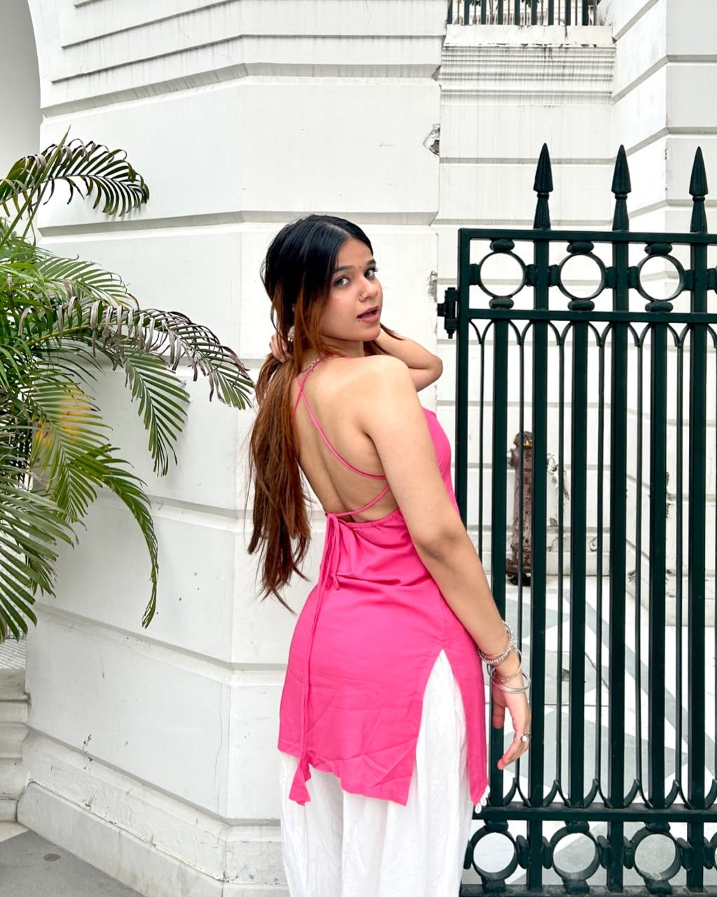 इश्क़ Kurti 💗 (Pink Beaded Tie-Up Back Kurti)