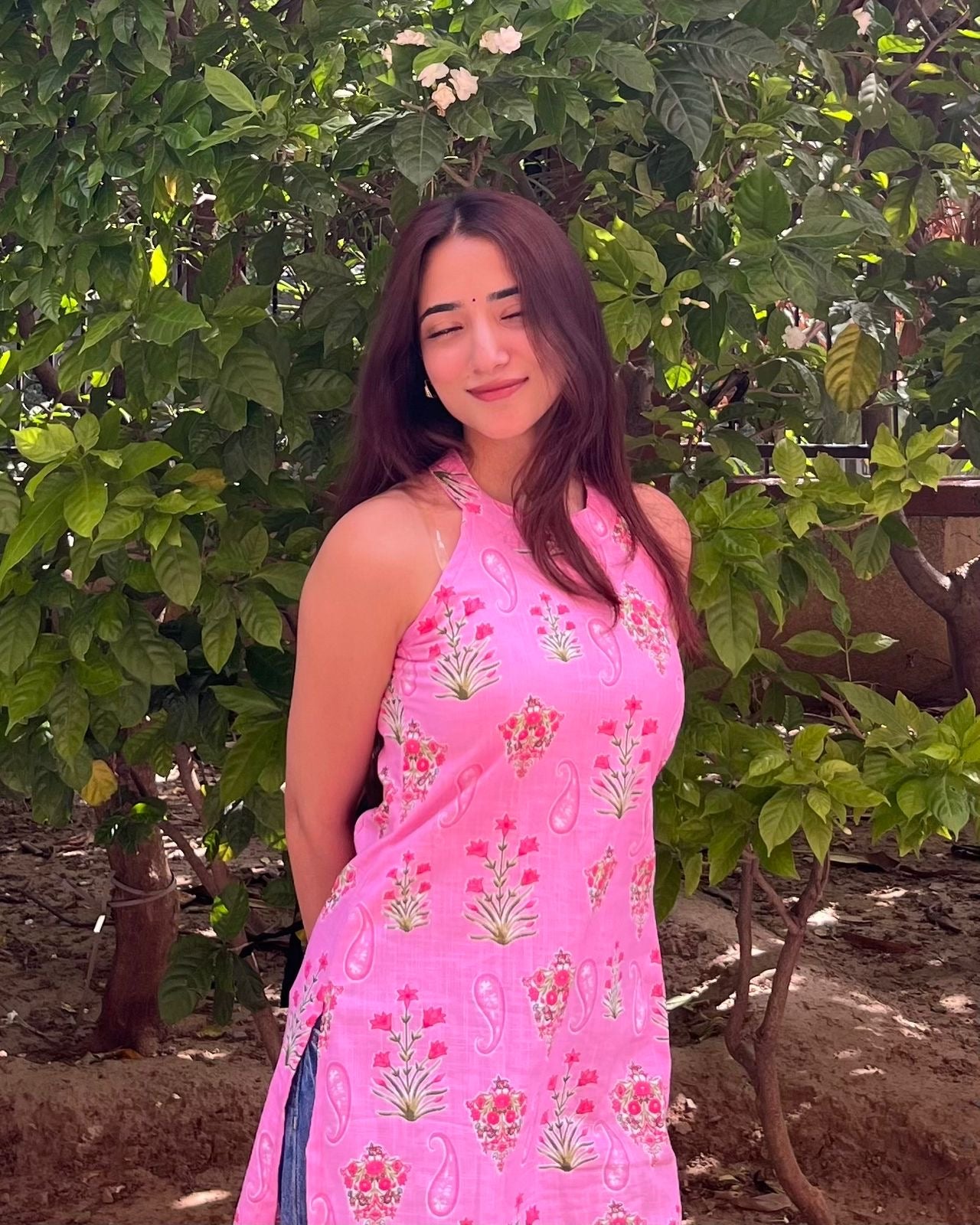 दिलरुबा Kurti 💖 (Blush Blossom Halter Kurti)