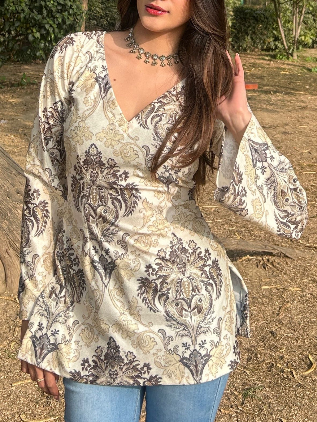 नूरानी Kurti 🌟 (Divine Radiance Damask Kurti) - Winter Edition